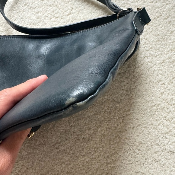 Vintage Classic Fossil Crossbody Bag - Picture 8 of 10